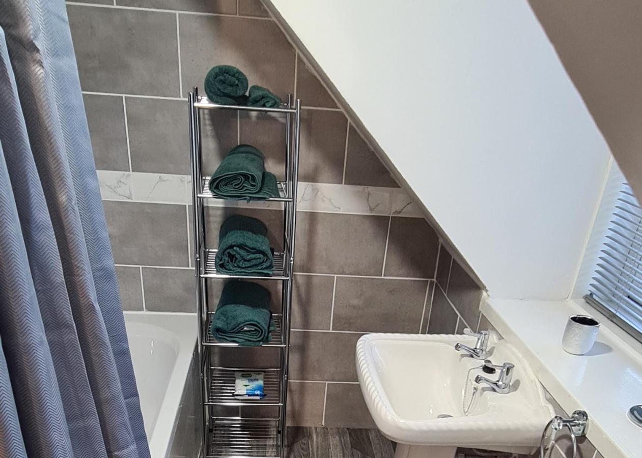 Inviting 1-Bed Apartment In Campbeltown Loch Views 외부 사진