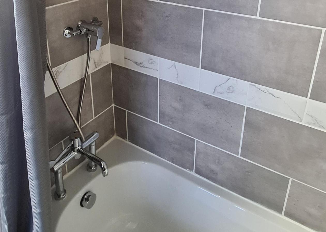 Inviting 1-Bed Apartment In Campbeltown Loch Views 외부 사진